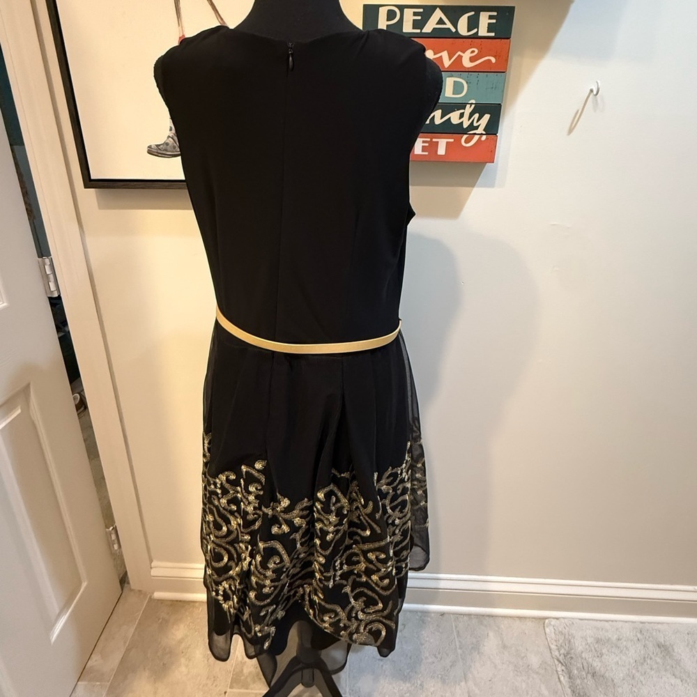 R&K Black and Gold Sleeveless Fit and Flare Midi Dress - Picture 4 of 6